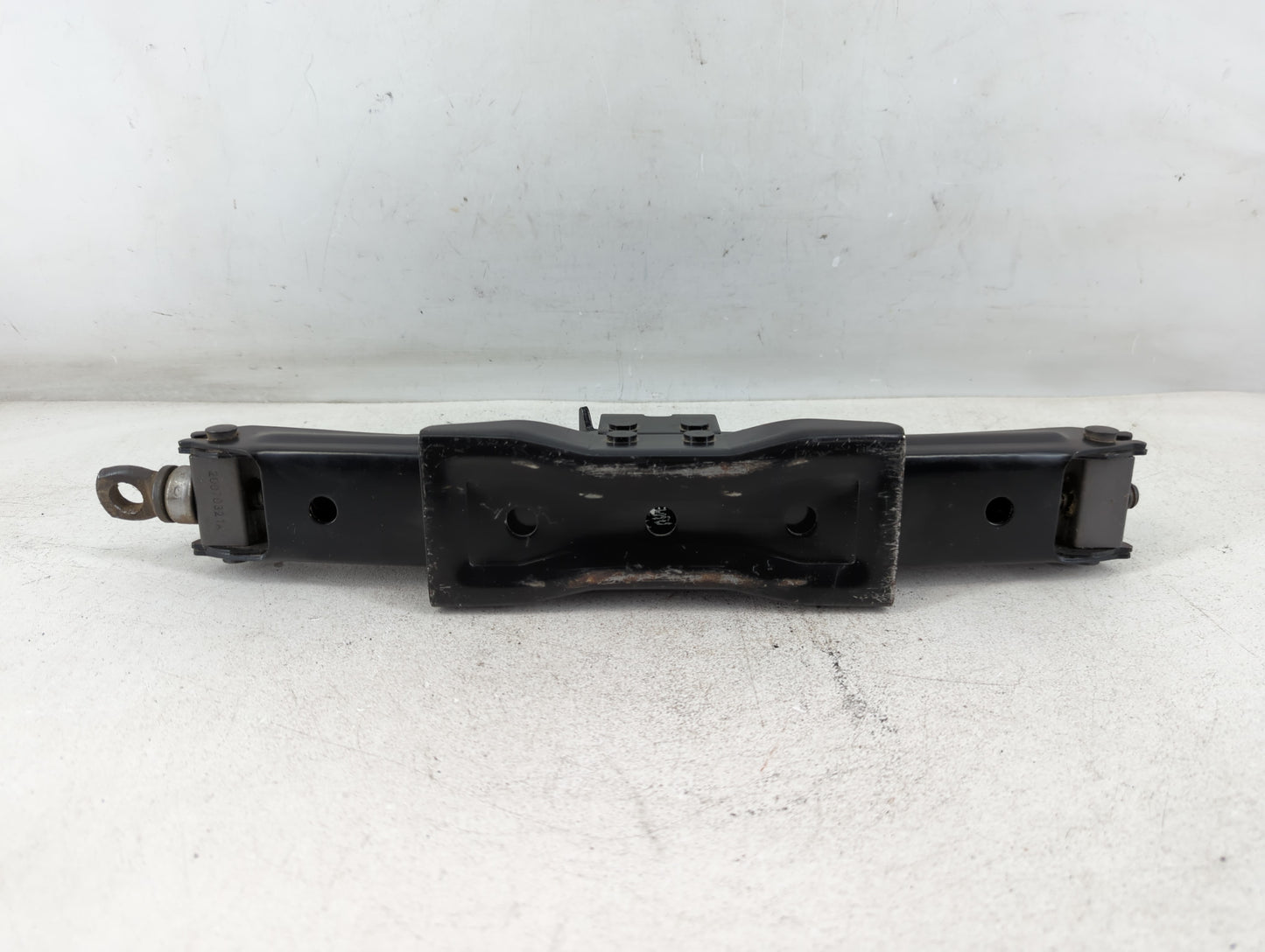 2008 Ford Explorer Spare Scissor Car Jack - Oemusedautoparts1.com