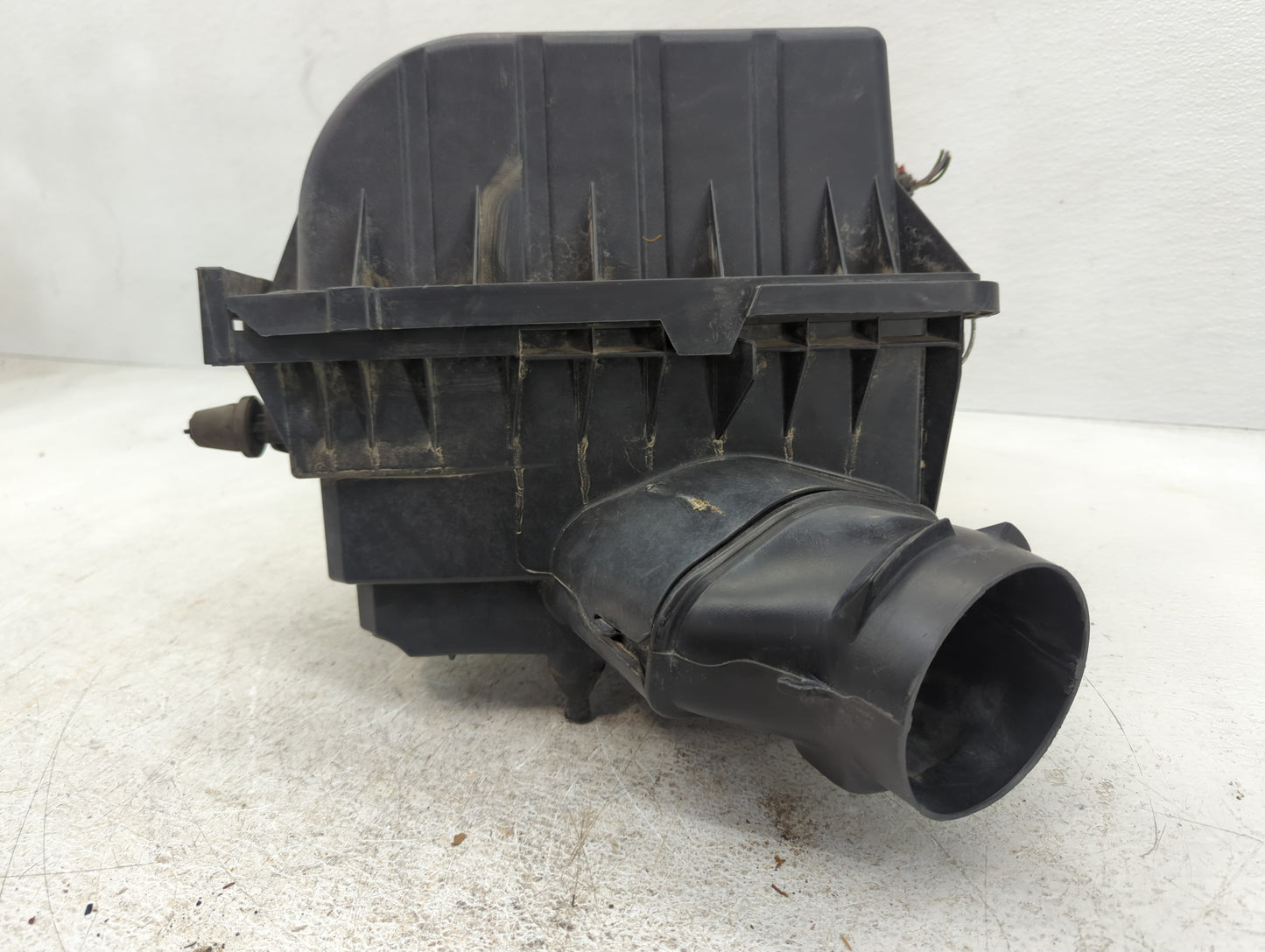 2006-2010 Ford Explorer Air Cleaner Intake-duct Hose Tube - Oemusedautoparts1.com