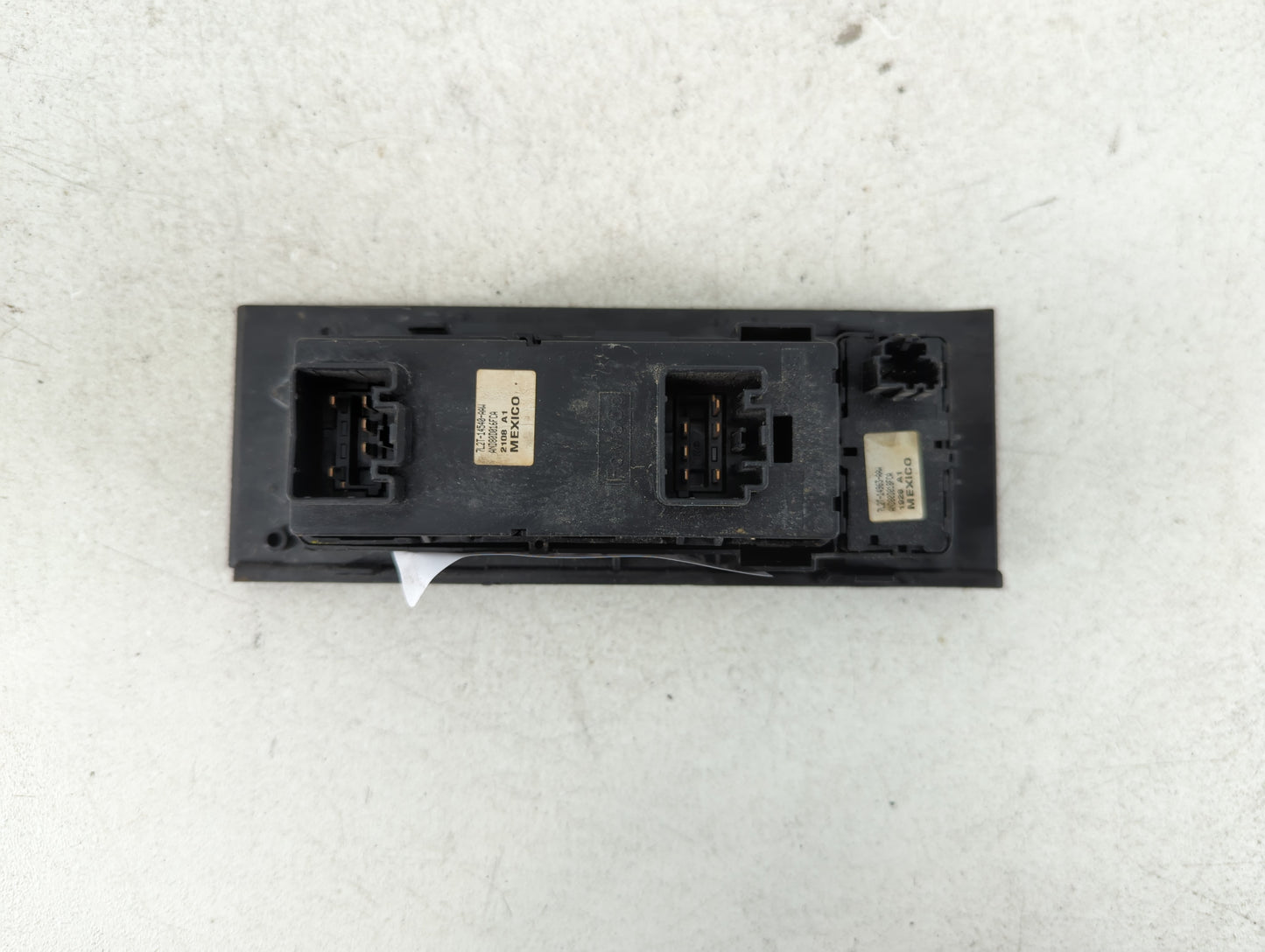 2008-2010 Ford Explorer Master Power Window Switch Replacement Driver Side Left P/N:7L2T-14540-AAW Fits OEM Used Auto Parts 