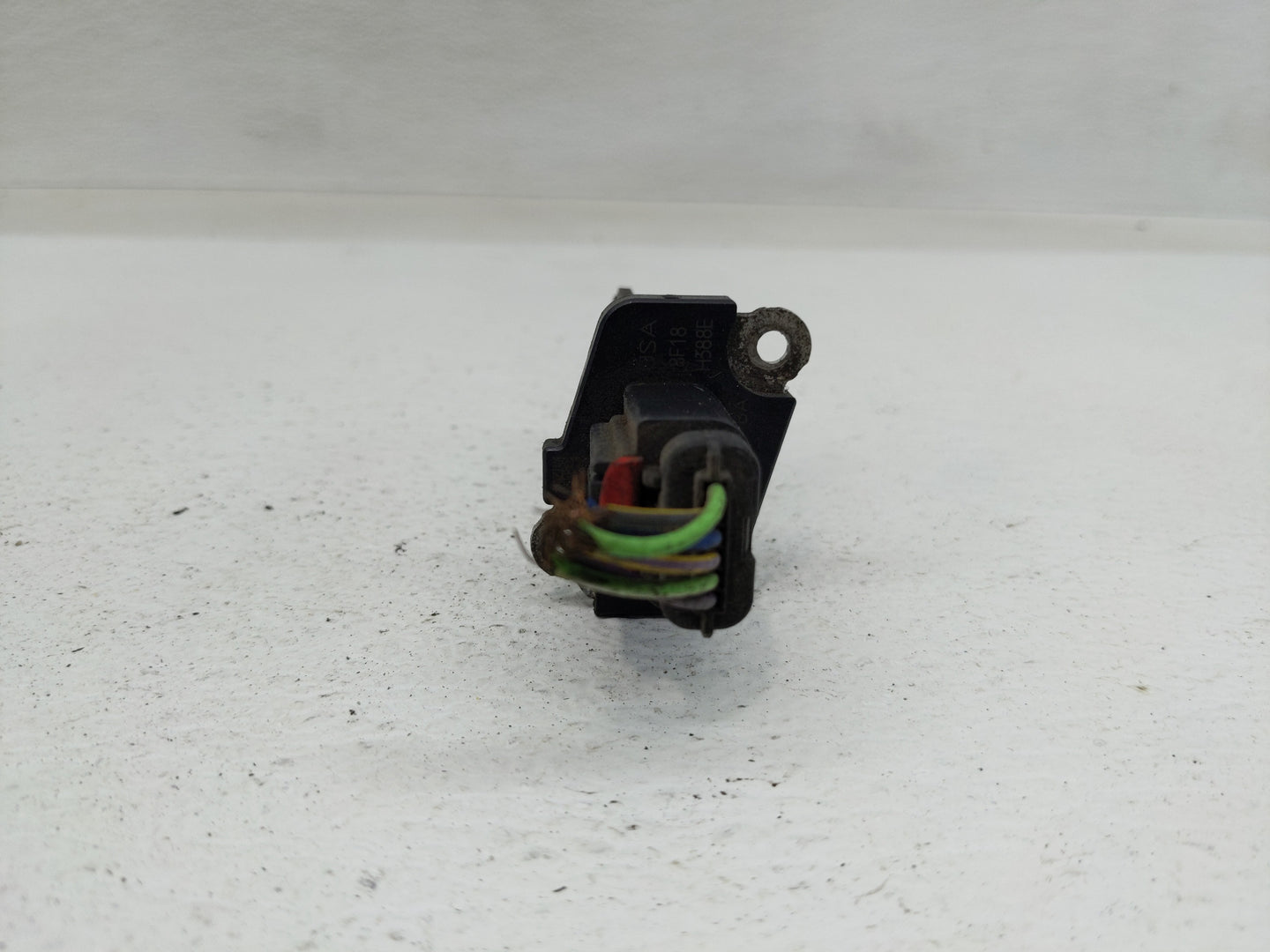 2004-2012 Ford Explorer Mass Air Flow Meter Maf - Oemusedautoparts1.com