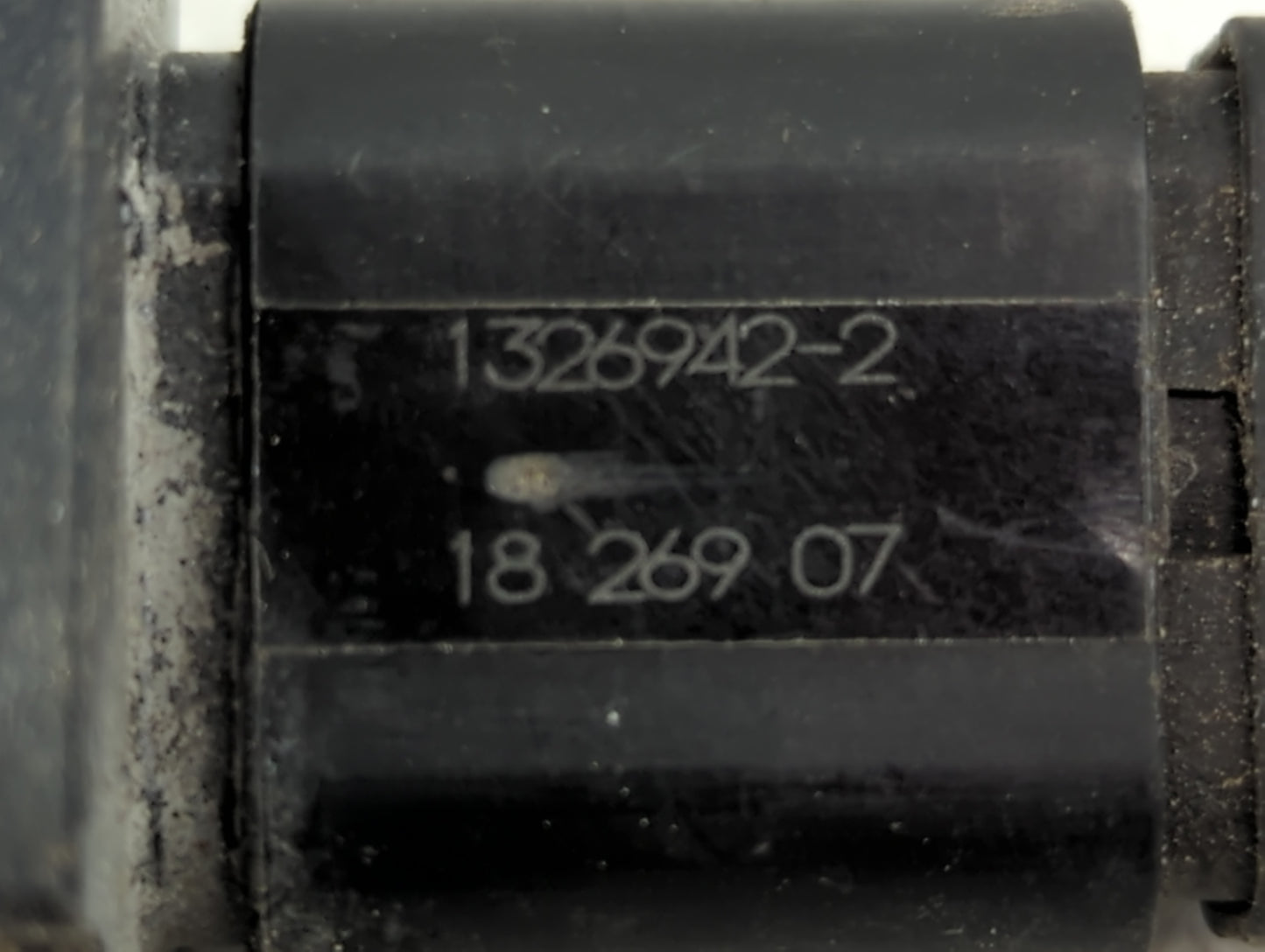 2004-2012 Ford Explorer Mass Air Flow Meter Maf - Oemusedautoparts1.com