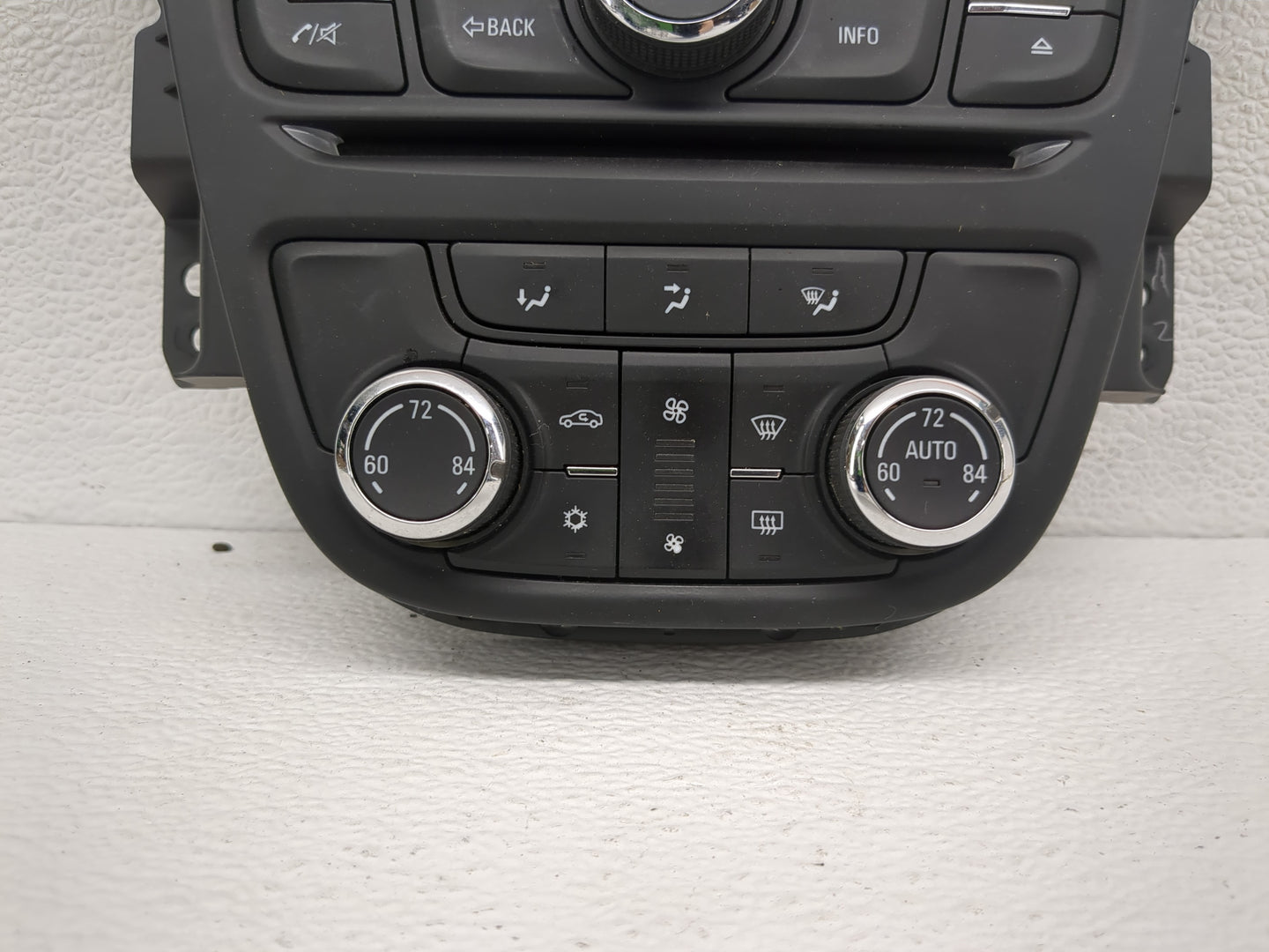 Ford Explorer Radio Control Panel - Oemusedautoparts1.com