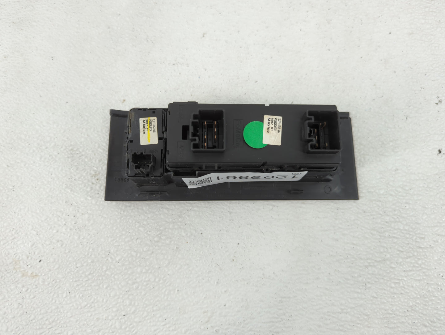 2008-2010 Ford Explorer Master Power Window Switch Replacement Driver Side Left P/N:7L2T-14540-AAW Fits OEM Used Auto Parts 