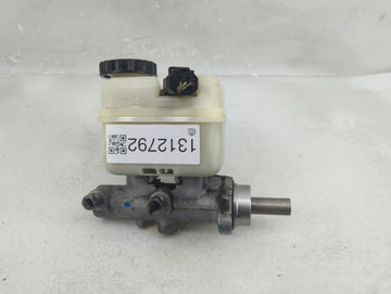 2006-2010 Ford Explorer Brake Master Cylinder - Oemusedautoparts1.com