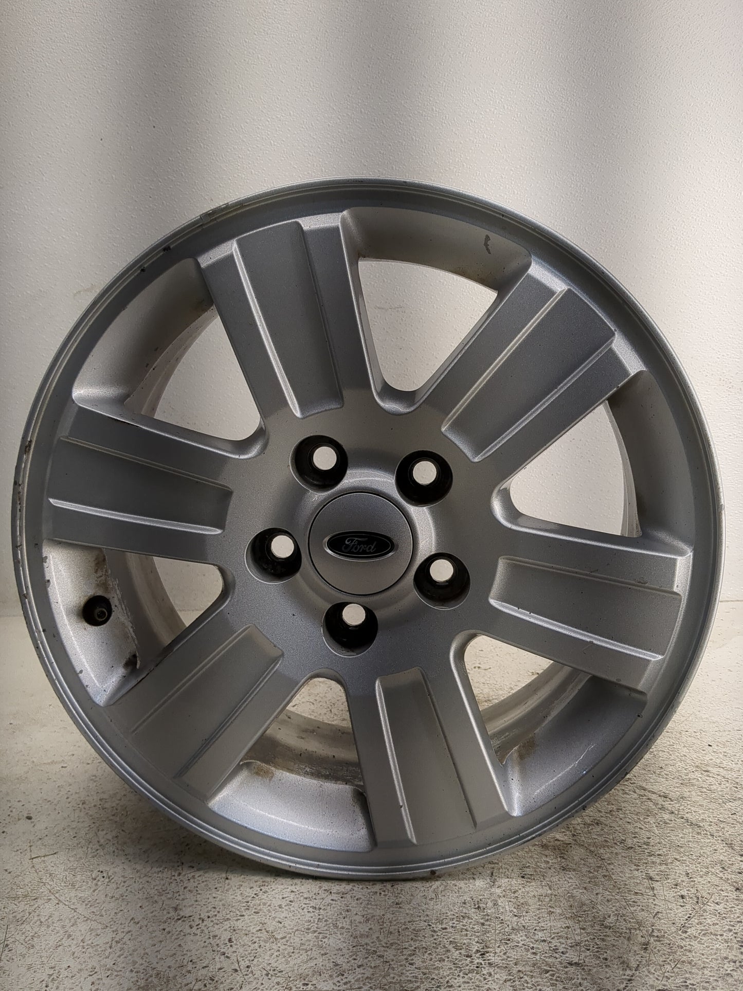 2007-2010 Ford Explorer Oem Wheel Rim - Oemusedautoparts1.com