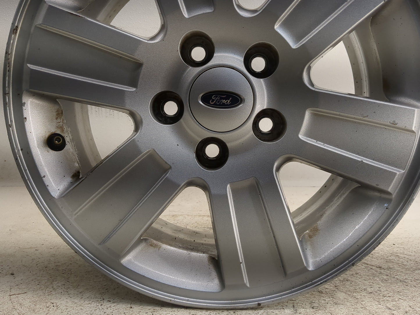 2007-2010 Ford Explorer Oem Wheel Rim - Oemusedautoparts1.com