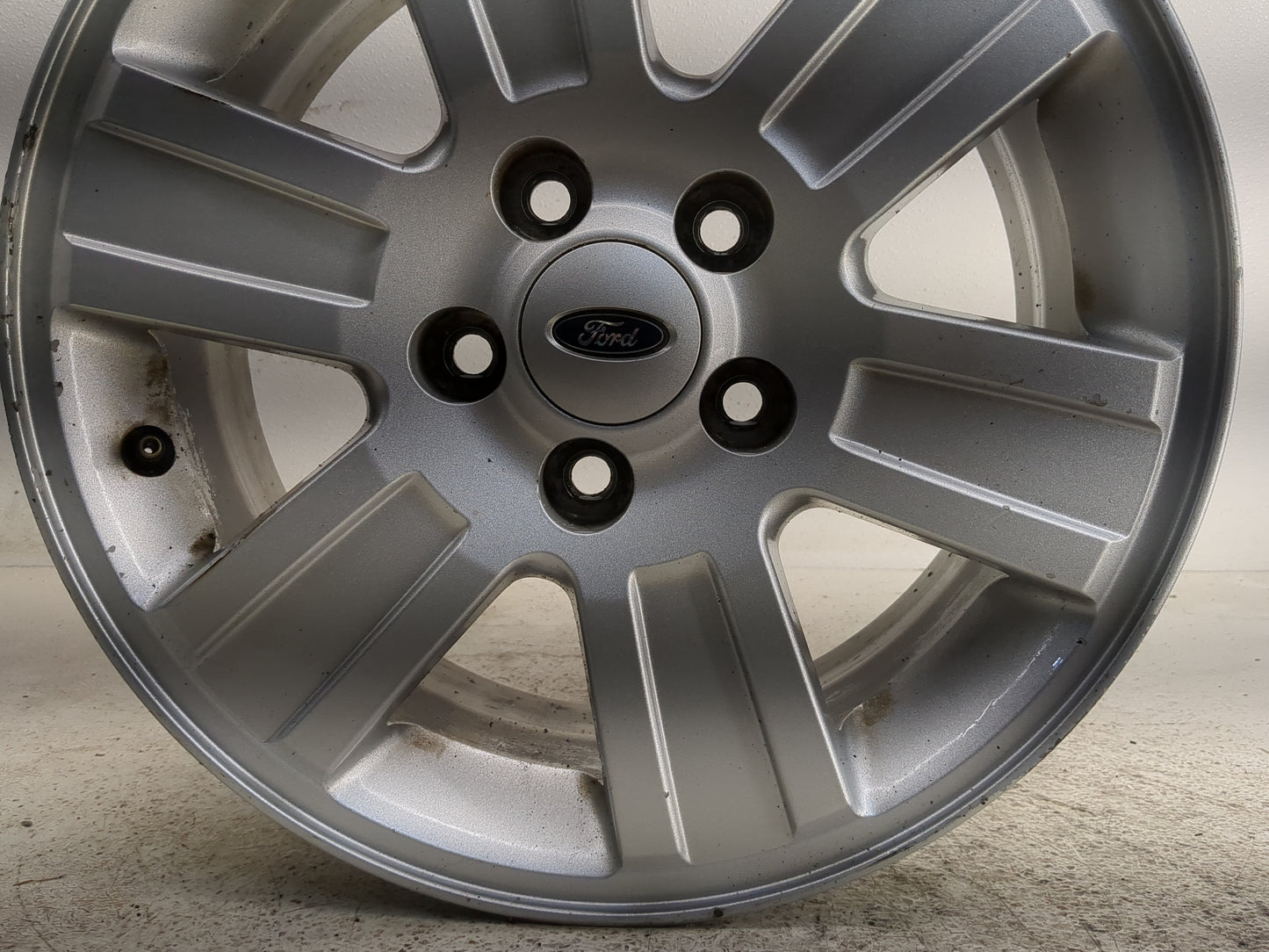 2007-2010 Ford Explorer Oem Wheel Rim - Oemusedautoparts1.com