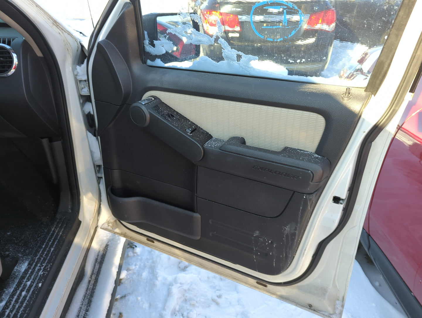 2008 Ford Explorer Front Right Passenger Interior Door Panel Trim 1319370 - Oemusedautoparts1.com