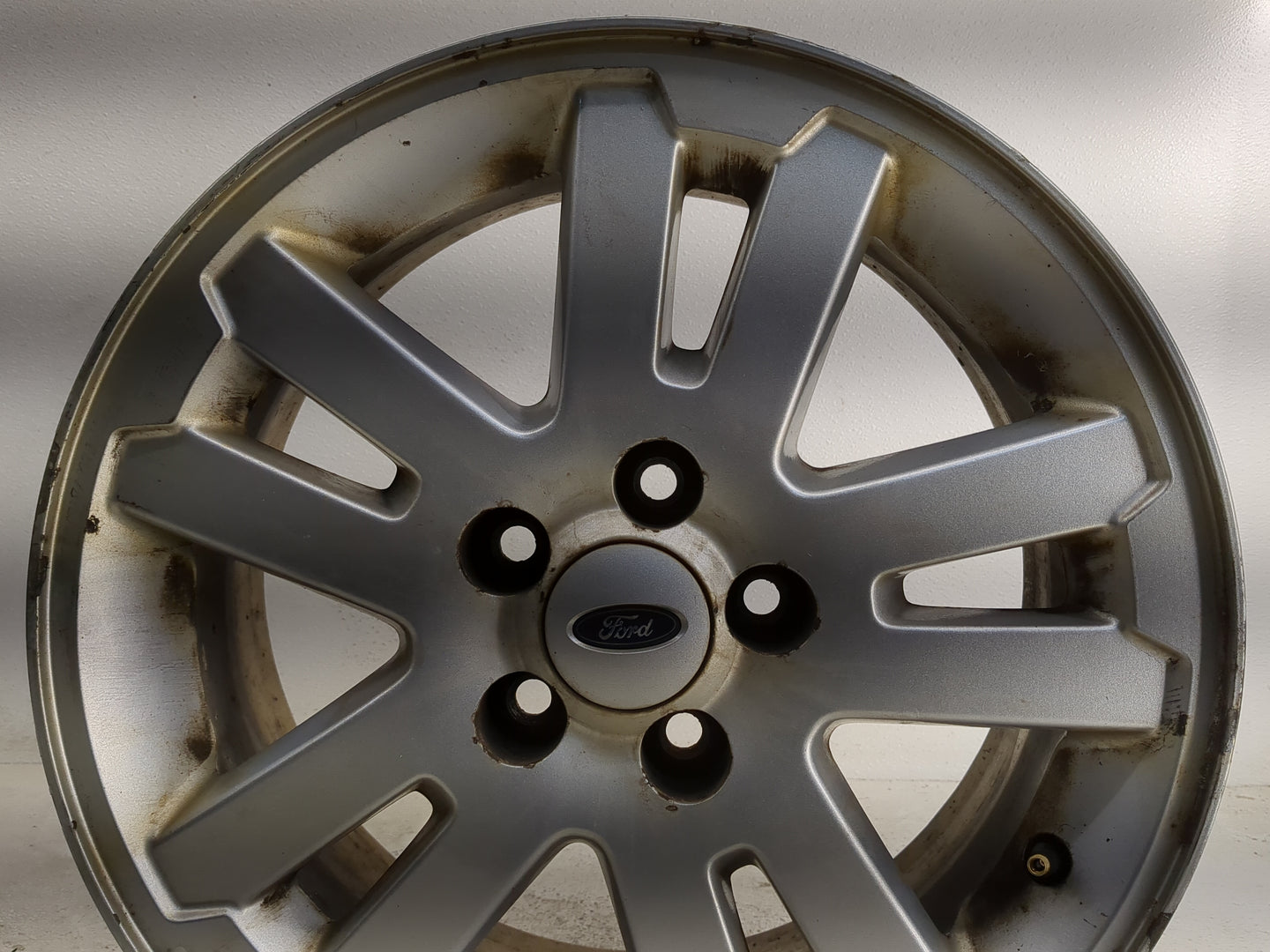 2006-2010 Ford Explorer Oem Wheel Rim 1367134 - Oemusedautoparts1.com