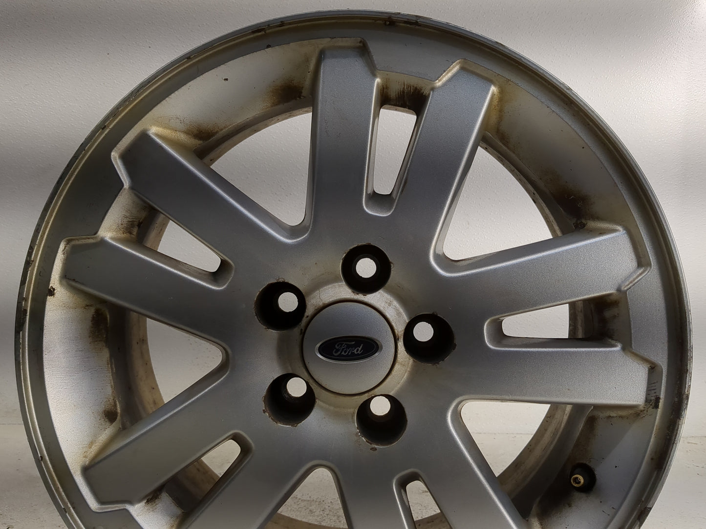2006-2010 Ford Explorer Oem Wheel Rim 1367134 - Oemusedautoparts1.com