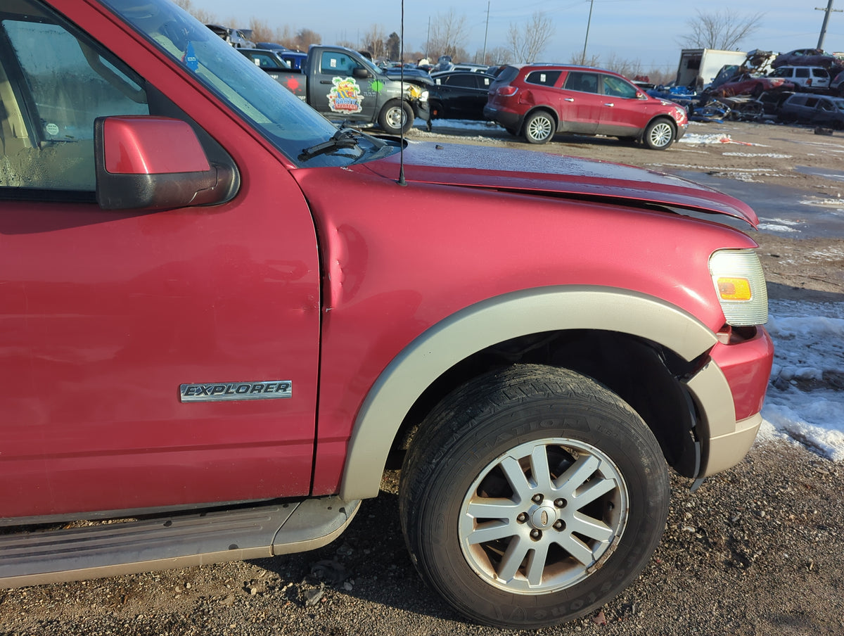 2006-2010 Ford Explorer Passenger Fender 1370313 - Oemusedautoparts1.com