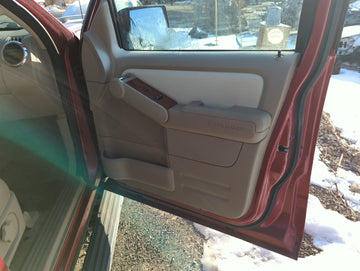 2008 Ford Explorer Front Right Passenger Interior Door Panel Trim - Oemusedautoparts1.com