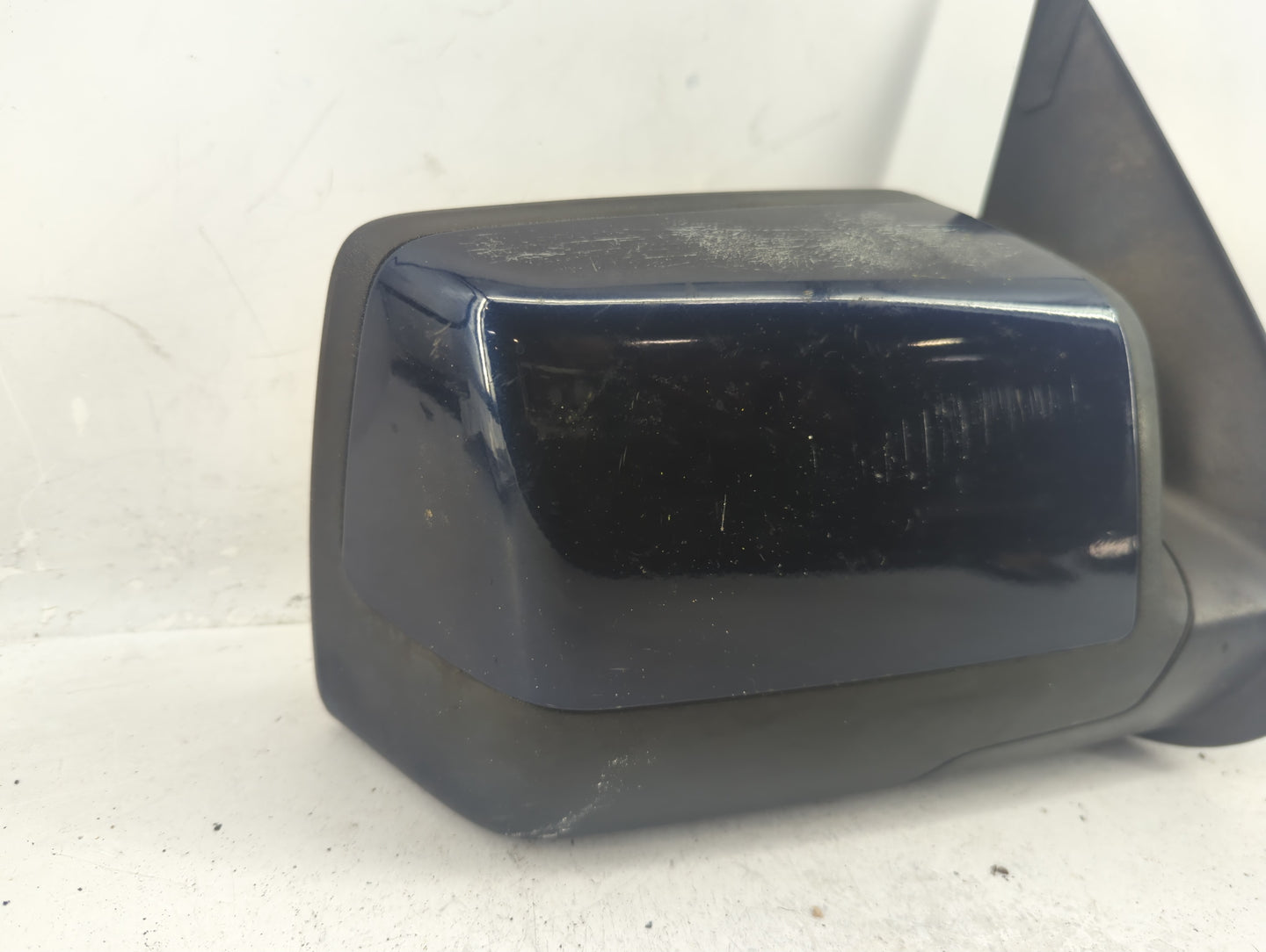 2006-2010 Ford Explorer Driver Side View Mirror - Left Door Mirror OEM Used - Oemusedautoparts1.com