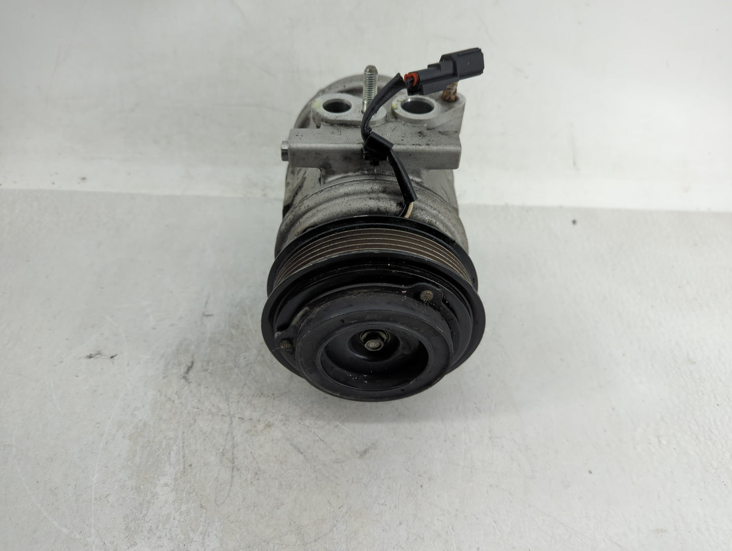 2006-2010 Ford Explorer Air Conditioning A/c Ac Compressor Oem - Oemusedautoparts1.com