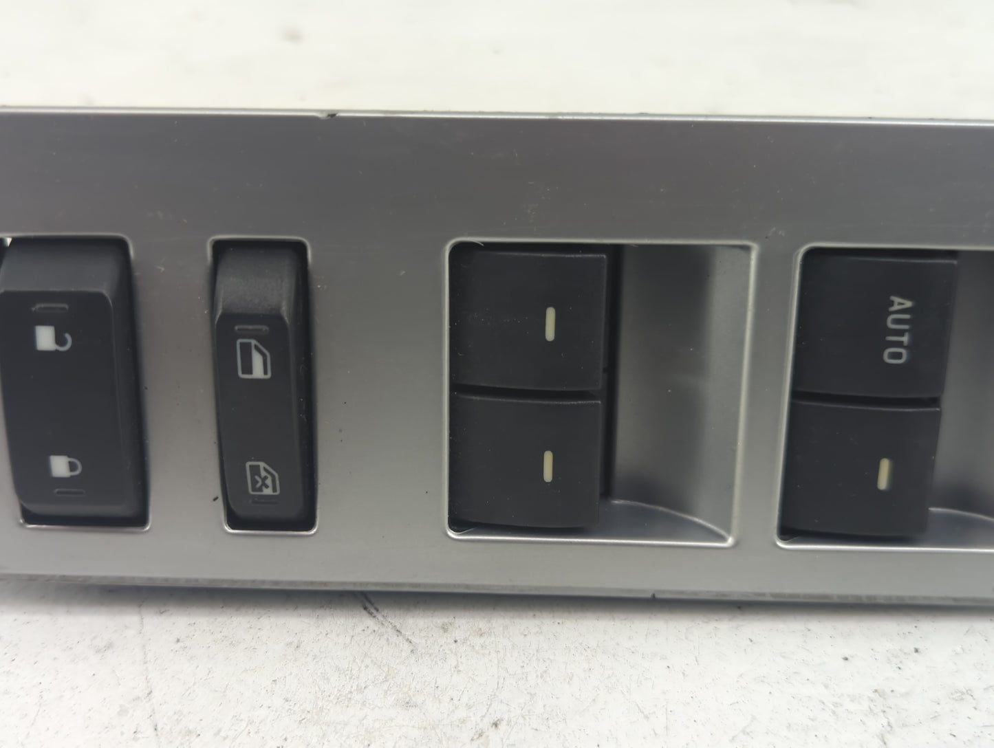 2006-2007 Ford Explorer Master Power Window Switch Replacement Driver Side Left P/N:7L2T-14540-AAW SANDD104G Fits OEM Used A
