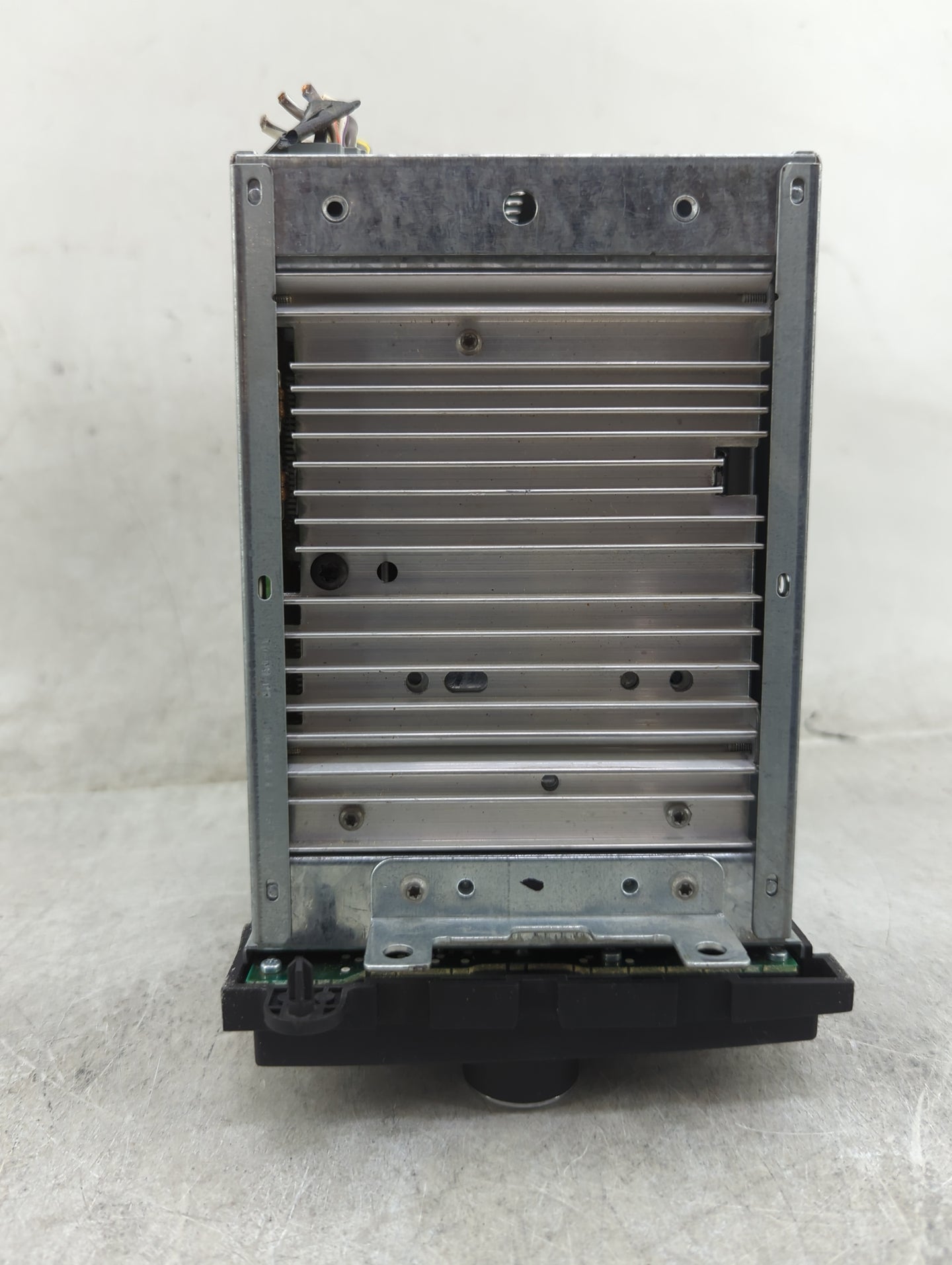 2008-2009 Ford Explorer Radio AM FM Cd Player Receiver Replacement P/N:8L2T-18C869-AF Fits Fits 2008 2009 OEM Used Auto Part
