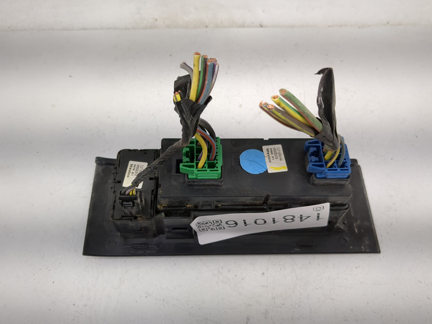 2006-2007 Ford Explorer Master Power Window Switch Replacement Driver Side Left P/N:7L2T-14540-AAW AND80D016FCA Fits OEM Use
