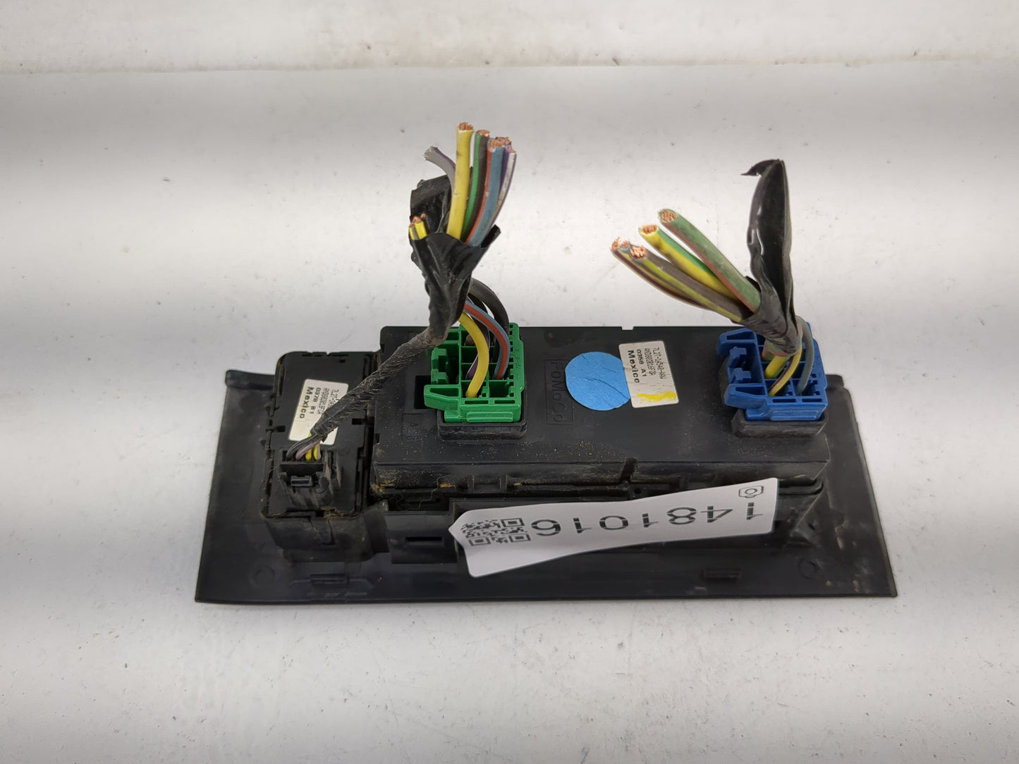 2006-2007 Ford Explorer Master Power Window Switch Replacement Driver Side Left P/N:7L2T-14540-AAW AND80D016FCA Fits OEM Use