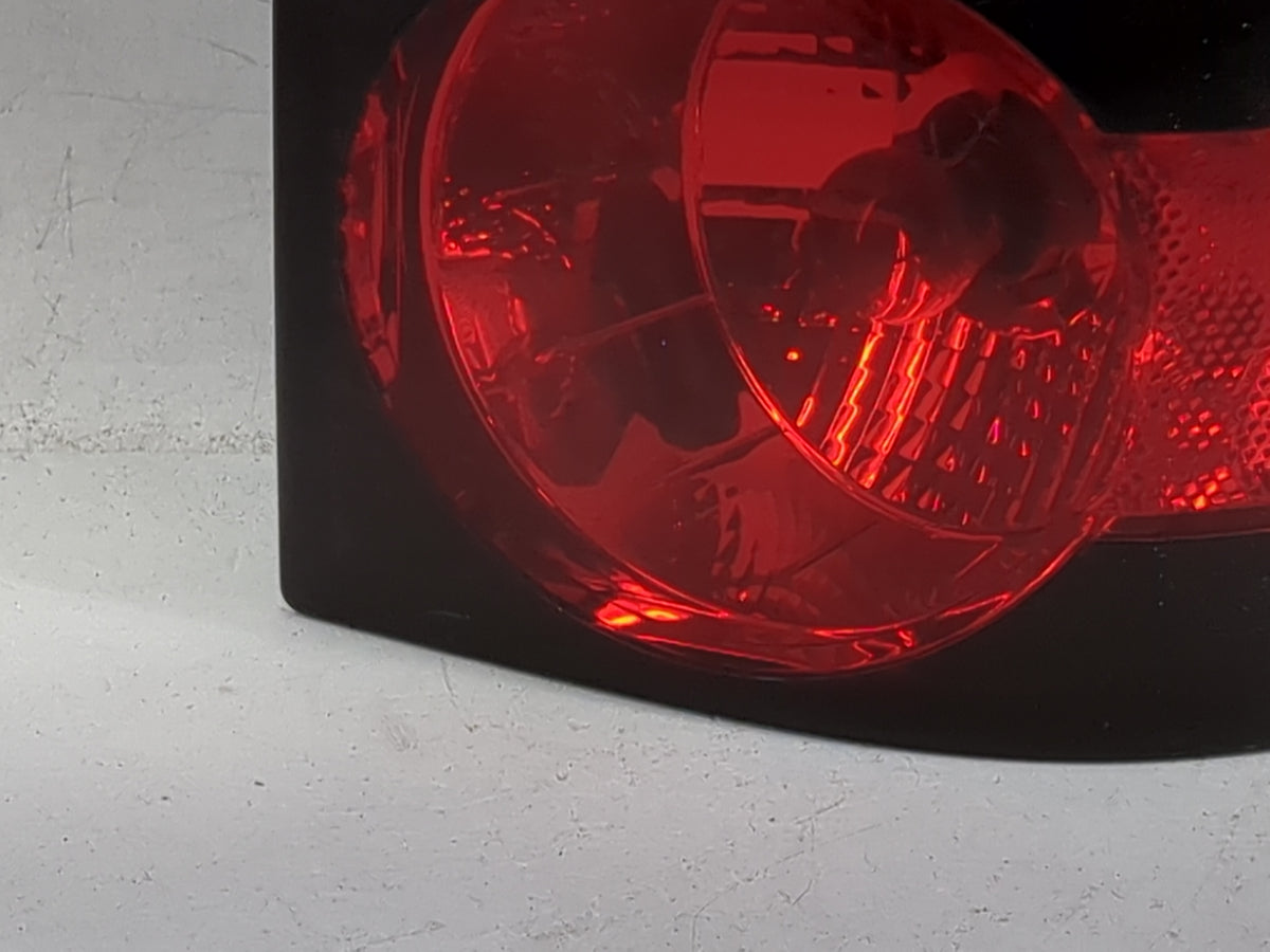 2007-2010 Ford Explorer Tail Light Assembly Passenger Right OEM P/N:447H-T90CE Fits Fits 2007 2008 2009 2010 OEM Used Auto P