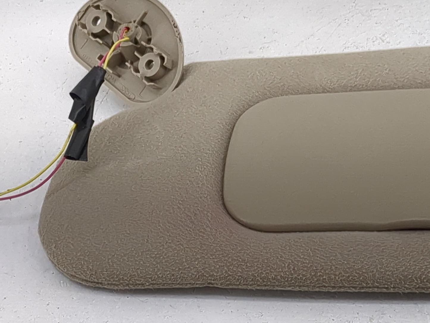 2008 Ford Explorer Sun Visor Shade Replacement Driver Left Mirror Fits OEM Used Auto Parts - Oemusedautoparts1.com