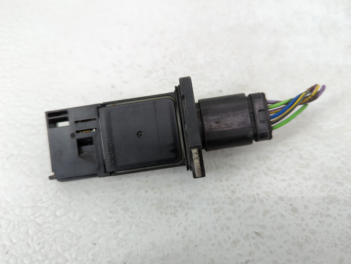 2004-2012 Ford Explorer Mass Air Flow Meter Maf - Oemusedautoparts1.com