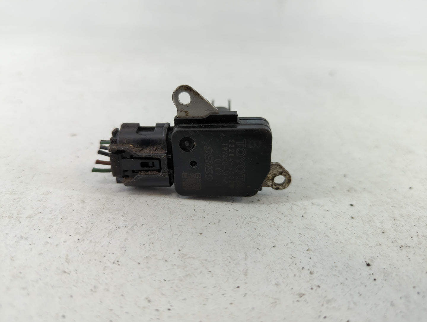 2004-2012 Ford Explorer Mass Air Flow Meter Maf - Oemusedautoparts1.com