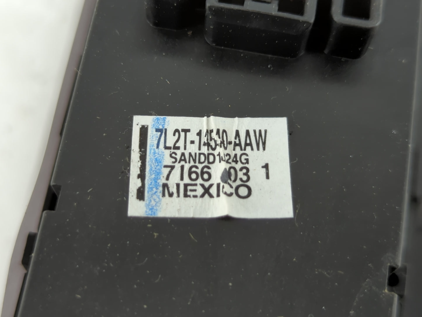 2008-2010 Ford Explorer Master Power Window Switch Replacement Driver Side Left P/N:7L2T-14540-AAW Fits OEM Used Auto Parts 