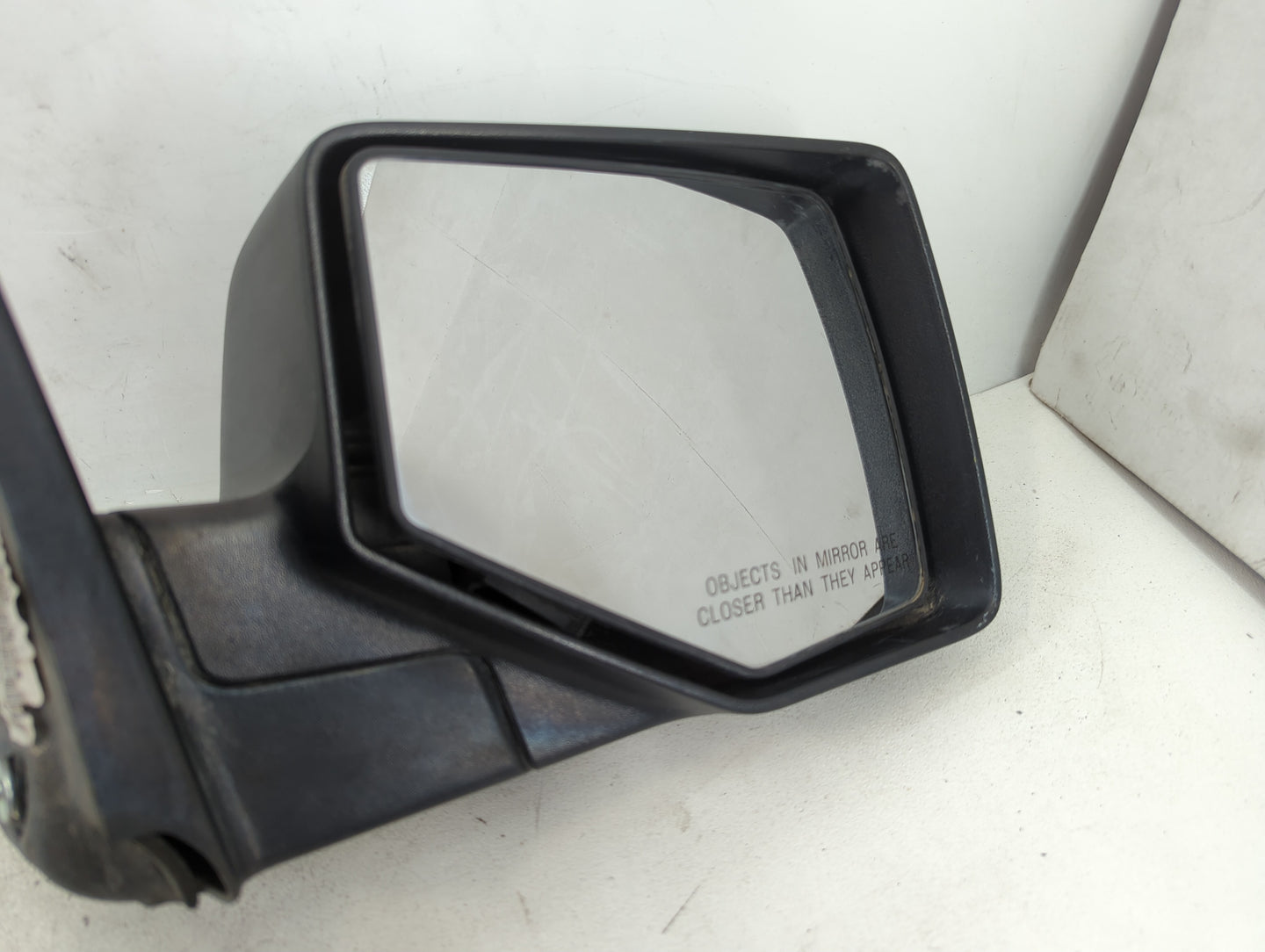 2006-2010 Ford Explorer Driver Side View Mirror - Left Door Mirror OEM Used - Oemusedautoparts1.com