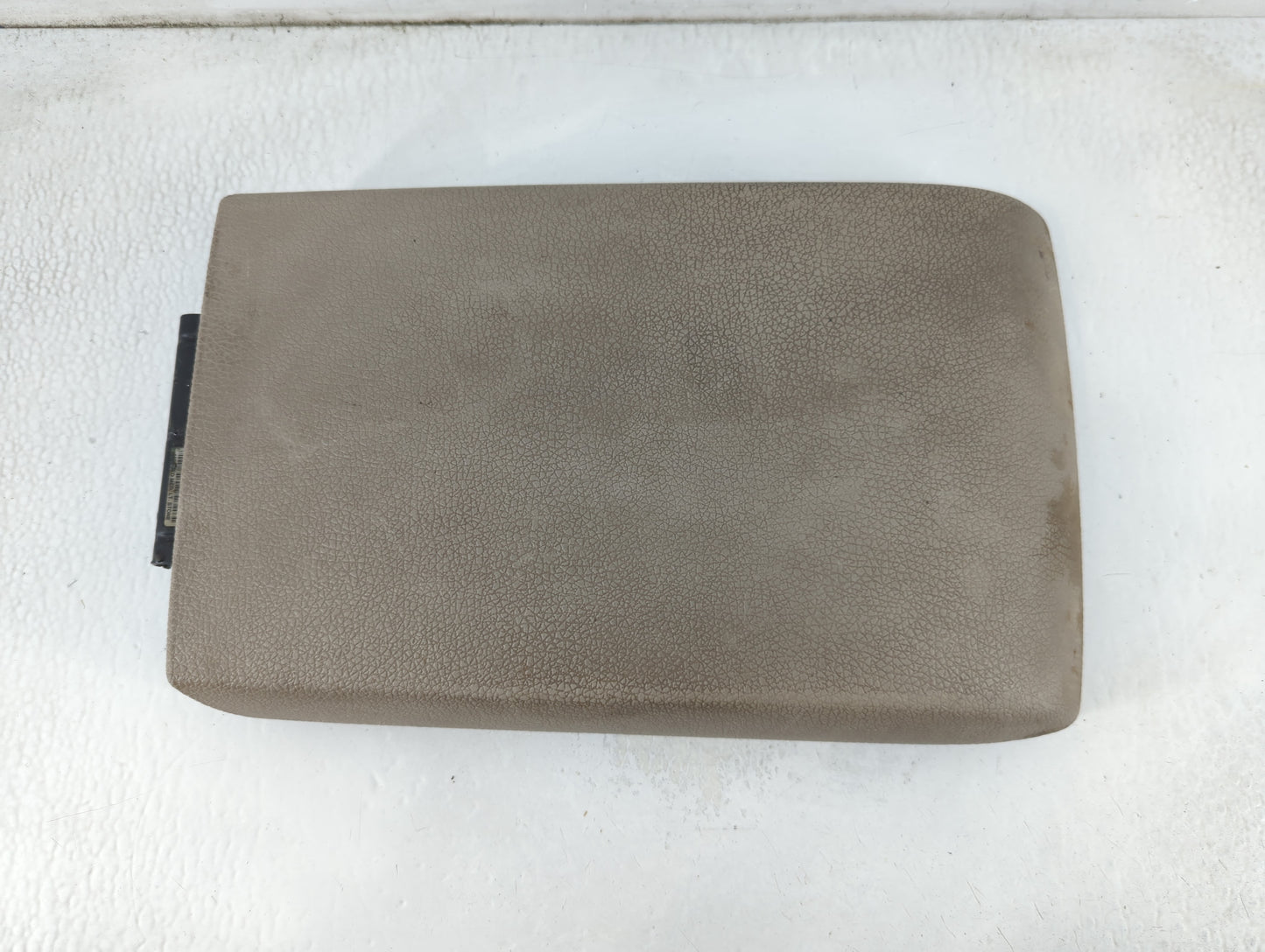 2008 Ford Explorer Center Console Armrest Cover Lid Fits OEM Used Auto Parts - Oemusedautoparts1.com