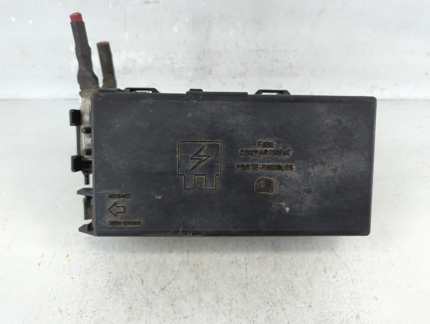 2002-2010 Ford Explorer Fusebox Fuse Box Panel Relay Module P/N:8L2T 14398 XC Fits OEM Used Auto Parts - Oemusedautoparts1.c