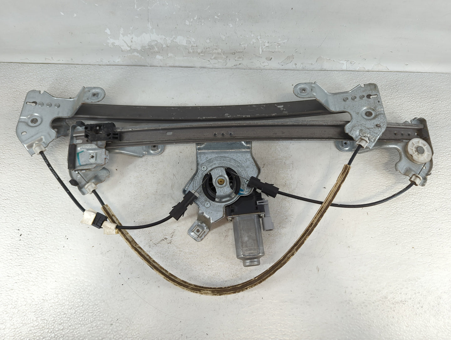 2004-2014 Ford F-150 Driver Left Rear Window Regulator - Oemusedautoparts1.com
