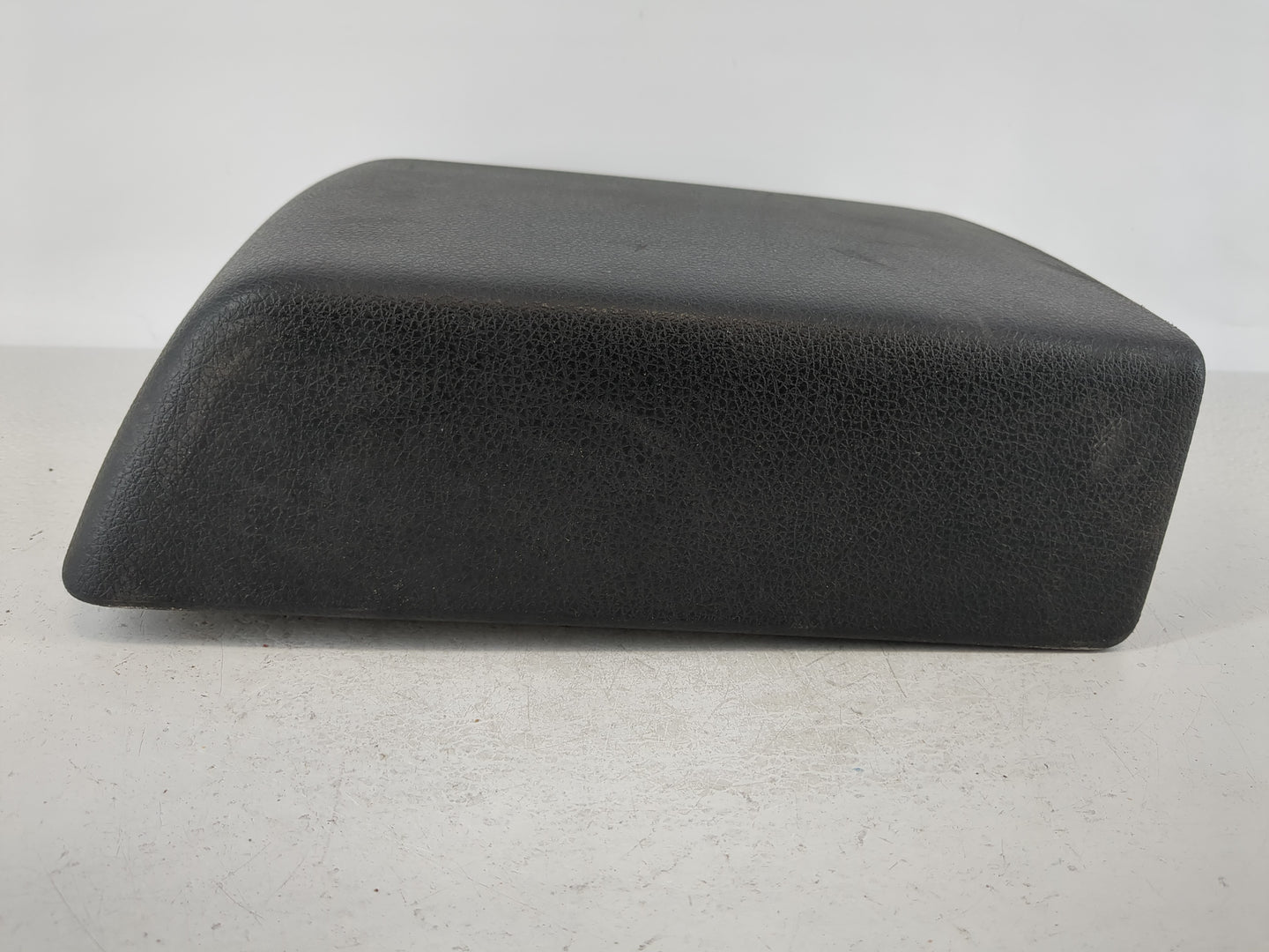 2006-2008 Ford F-150 Center Console Armrest Cover Lid Fits Fits 2006 2007 2008 OEM Used Auto Parts - Oemusedautoparts1.com