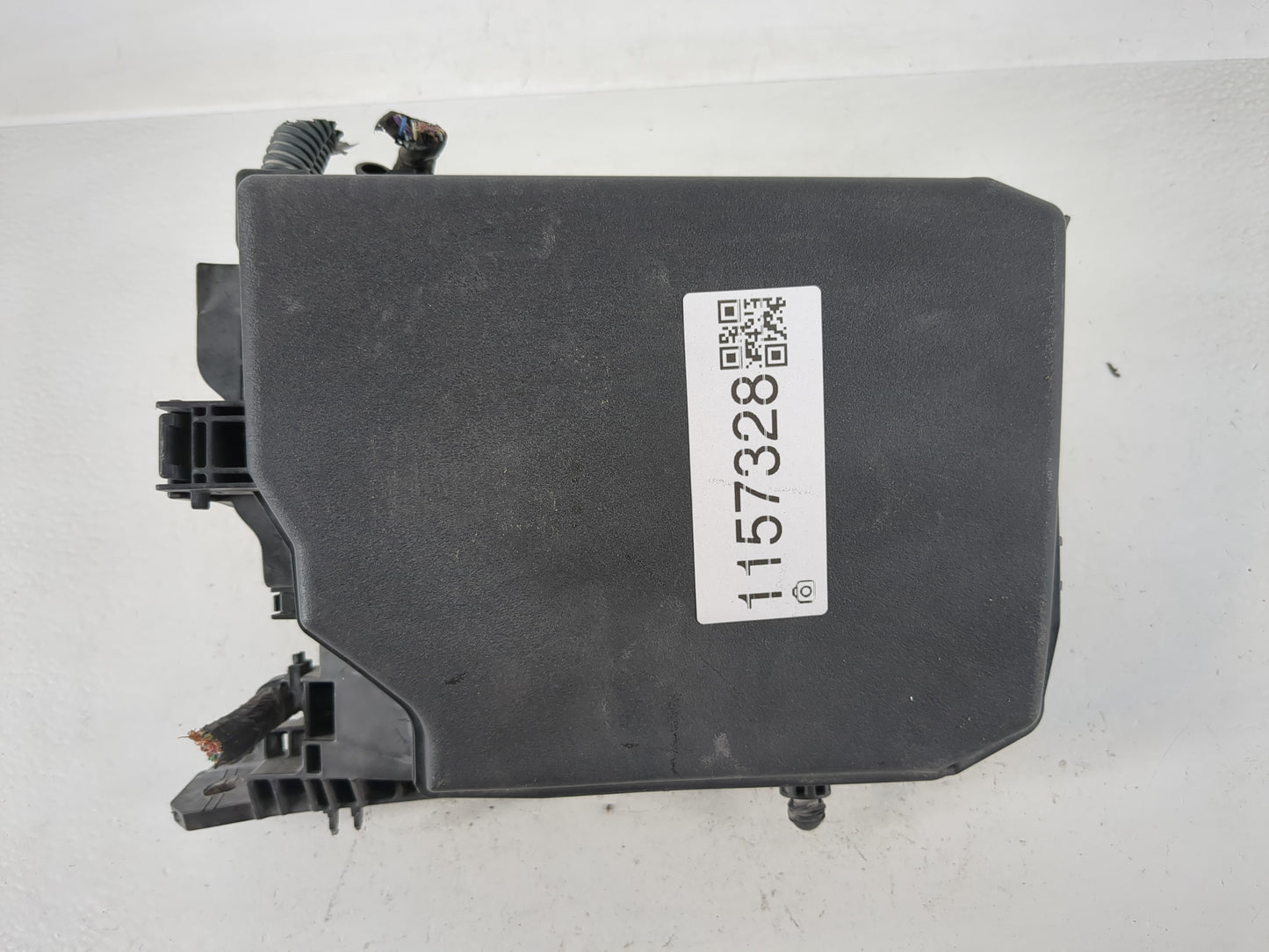 2007-2008 Ford F-150 Fusebox Fuse Box Panel Relay Module P/N:82662-02660 Fits Fits 2007 2008 OEM Used Auto Parts - Oemusedau