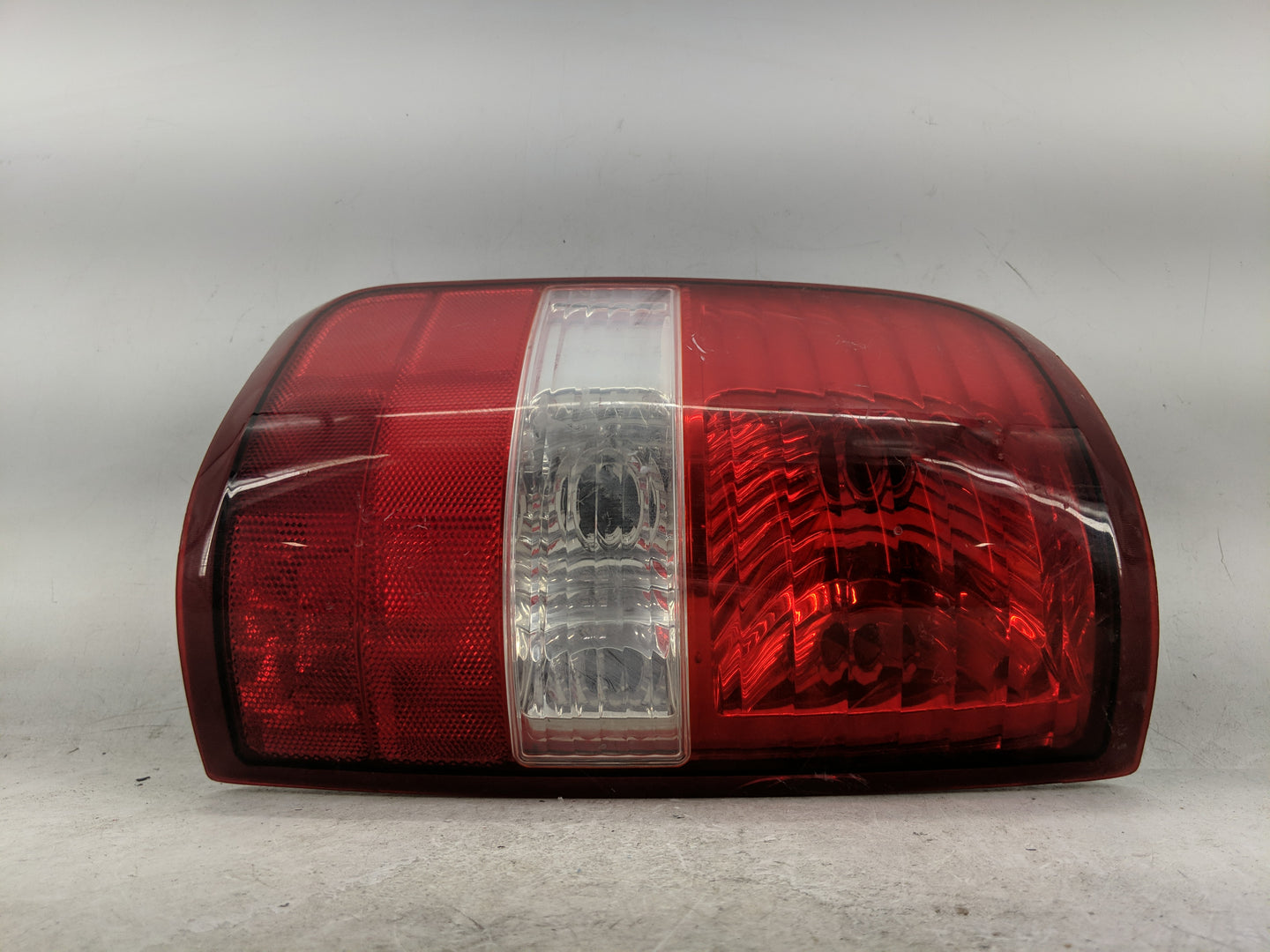 2008 Ford F-150 Tail Light Assembly Driver Left OEM Fits OEM Used Auto Parts - Oemusedautoparts1.com