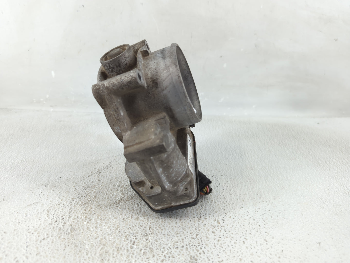 2007-2010 Ford F-150 Throttle Body P/N:7T4E-EC Fits Fits 2007 2008 2009 2010 2011 2012 2013 2014 OEM Used Auto Parts - Oemus