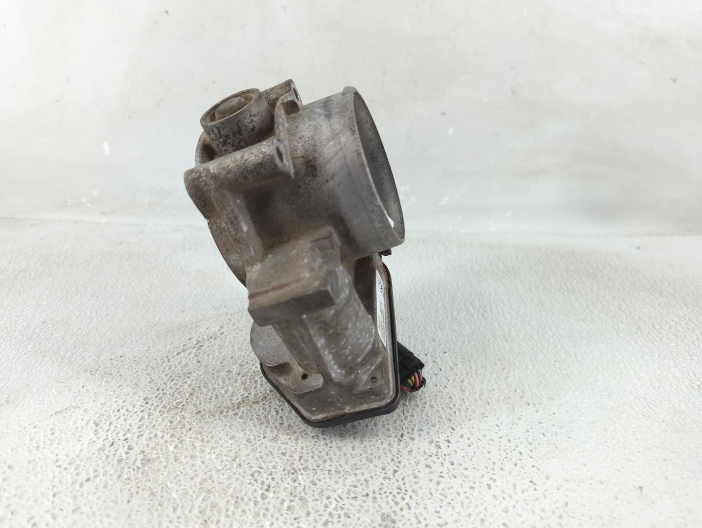 2007-2010 Ford F-150 Throttle Body P/N:7T4E-EC Fits Fits 2007 2008 2009 2010 2011 2012 2013 2014 OEM Used Auto Parts - Oemus