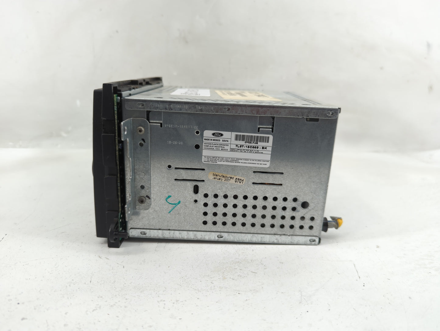 2007-2008 Ford F-150 Radio AM FM Cd Player Receiver Replacement P/N:7L3T 18C869 BK Fits Fits 2007 2008 OEM Used Auto Parts -