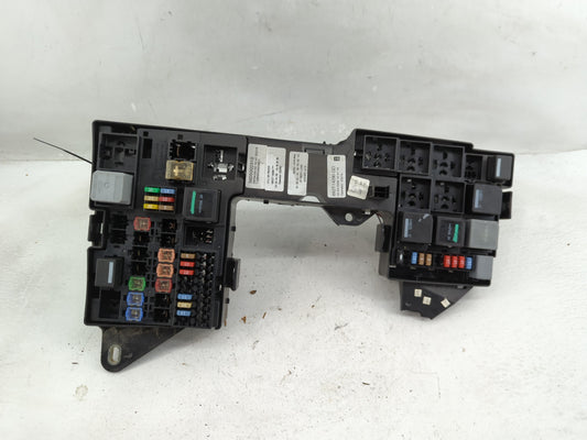 2007-2008 Ford F-150 Fusebox Fuse Box Panel Relay Module P/N:8X2T-14A075-AA 7154-9452-30, 82662-02660 Fits Fits 2007 2008 OEM Used Auto Parts