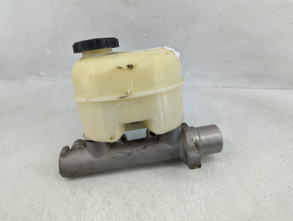 2004-2008 Ford F-150 Brake Master Cylinder 1310341 - Oemusedautoparts1.com
