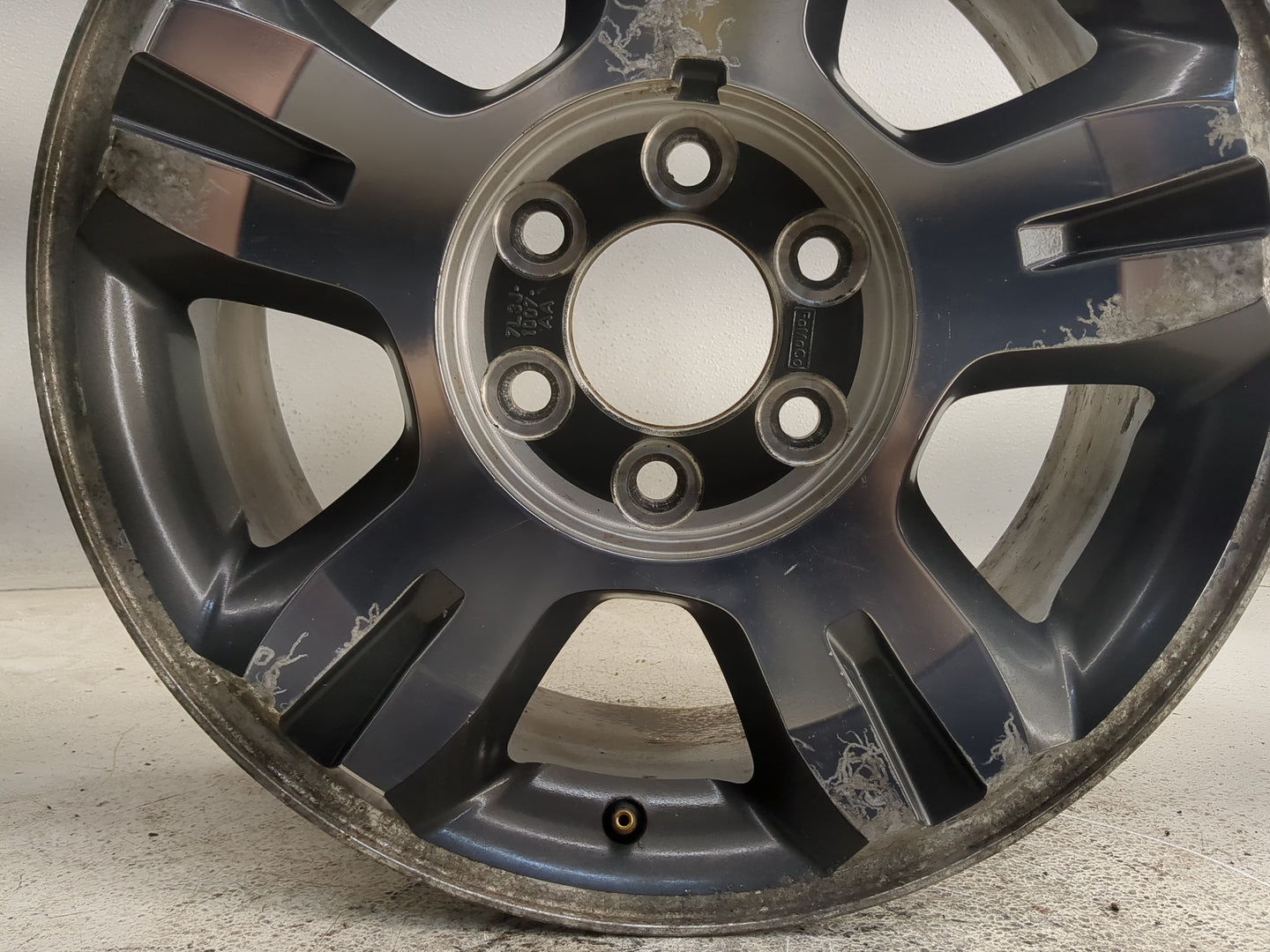 2007-2008 Ford F-150 Oem Wheel Rim 1356426 - Oemusedautoparts1.com