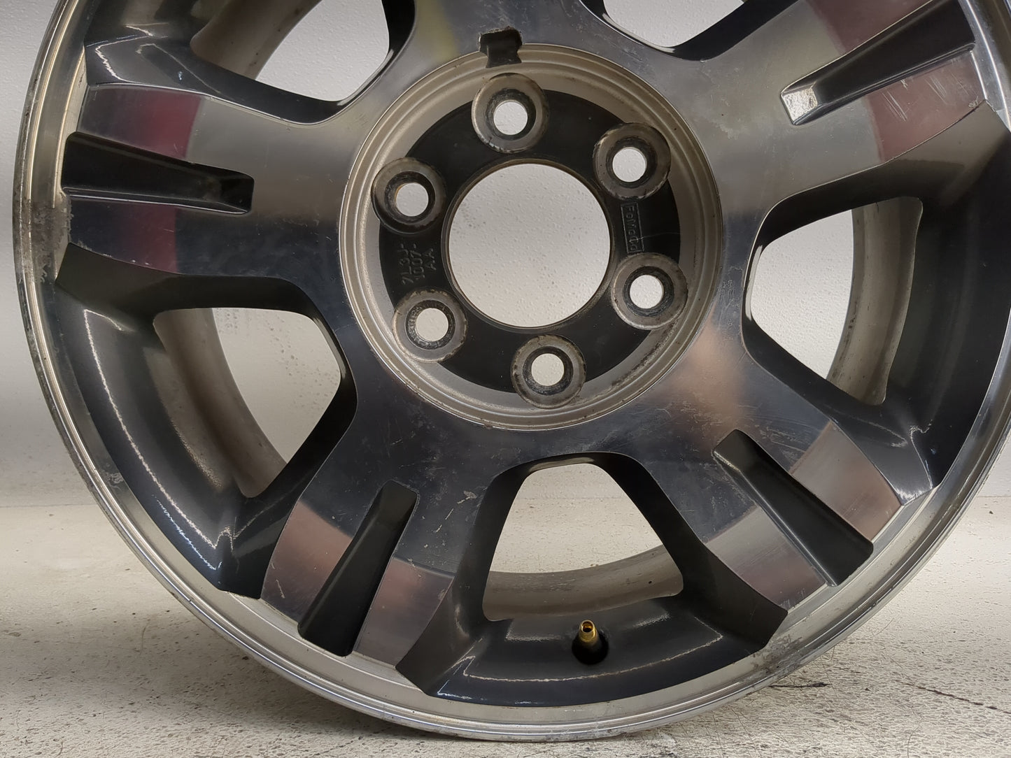 2007-2008 Ford F-150 Oem Wheel Rim 1356427 - Oemusedautoparts1.com