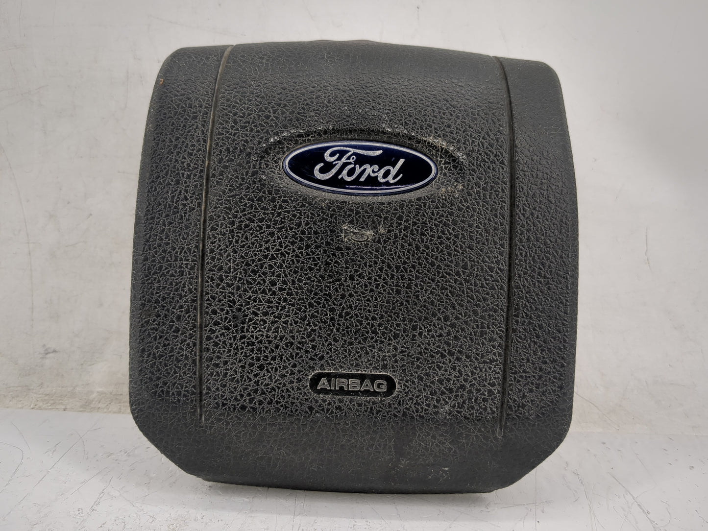 2004-2008 Ford F-150 Air Bag Driver Left Steering Wheel Mounted P/N:7L34 152043B13 CB Fits Fits 2004 2005 2006 2007 2008 OEM