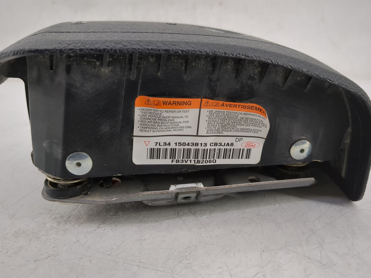 2004-2008 Ford F-150 Air Bag Driver Left Steering Wheel Mounted P/N:7L34 152043B13 CB Fits Fits 2004 2005 2006 2007 2008 OEM
