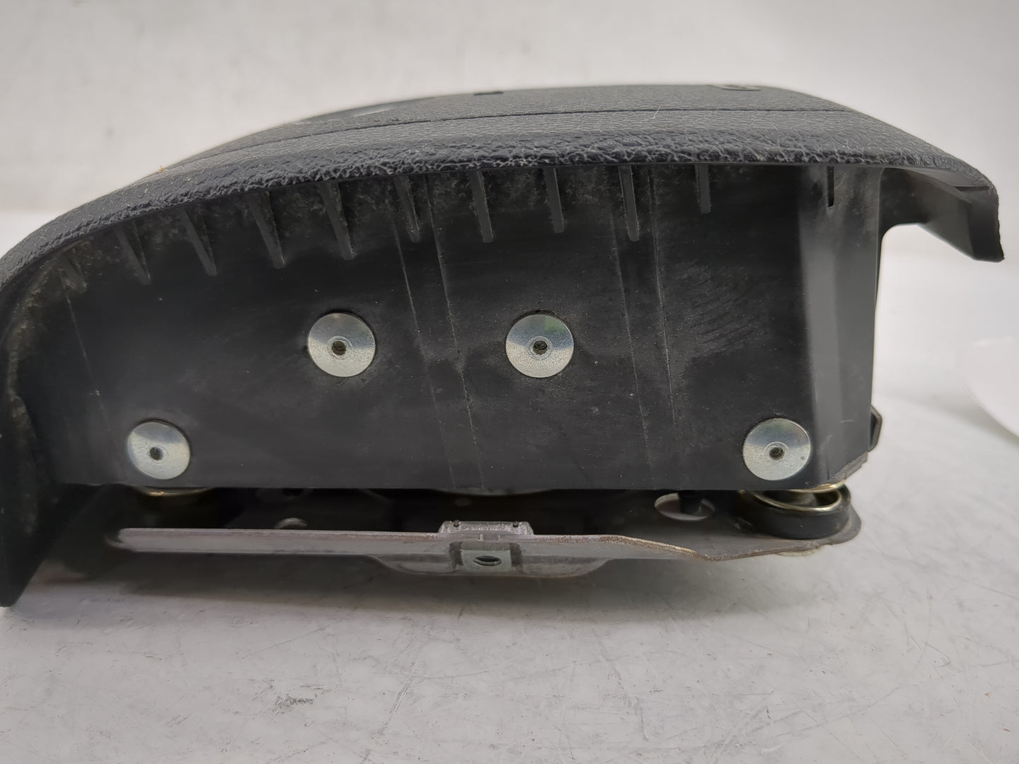 2004-2008 Ford F-150 Air Bag Driver Left Steering Wheel Mounted P/N:7L34 152043B13 CB Fits Fits 2004 2005 2006 2007 2008 OEM