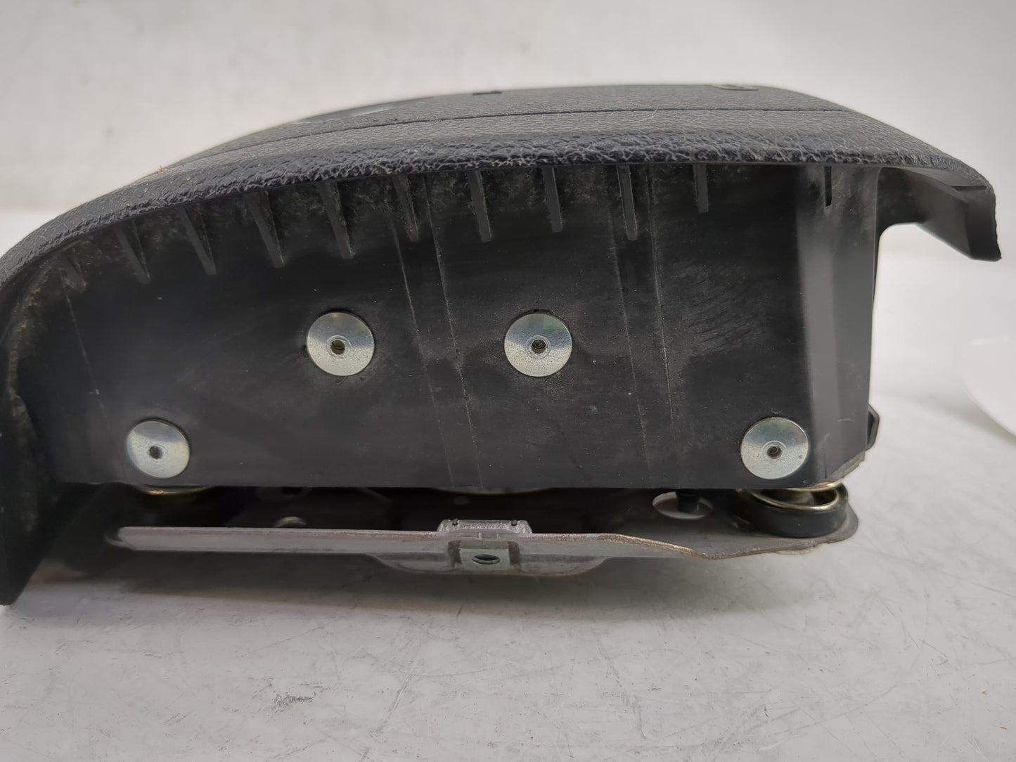 2004-2008 Ford F-150 Air Bag Driver Left Steering Wheel Mounted P/N:7L34 152043B13 CB Fits Fits 2004 2005 2006 2007 2008 OEM