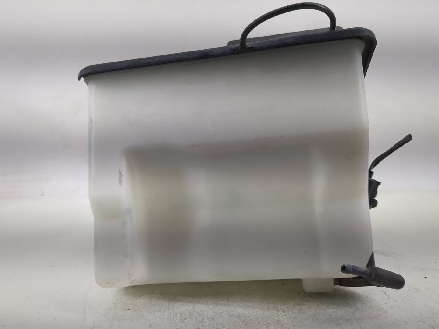 2007-2008 Ford F-150 Windshield Washer Fluid Reservoir Bottle Oem - Oemusedautoparts1.com