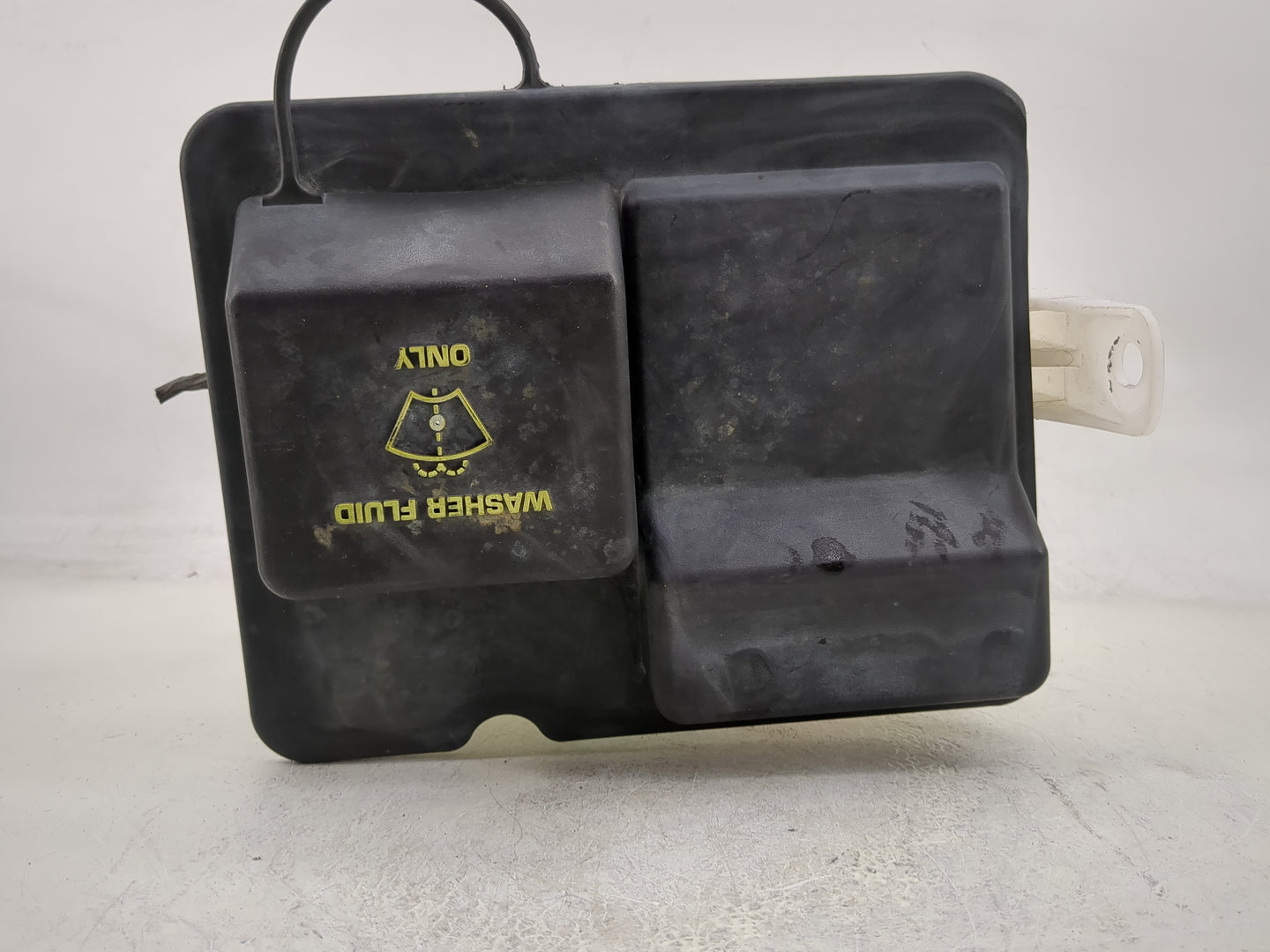 2007-2008 Ford F-150 Windshield Washer Fluid Reservoir Bottle Oem - Oemusedautoparts1.com