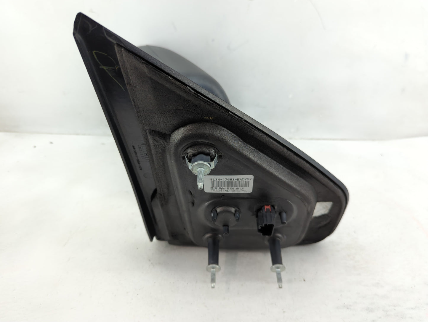 2004-2008 Ford F-150 Driver Side View Mirror - Left Door Mirror OEM Used - Oemusedautoparts1.com