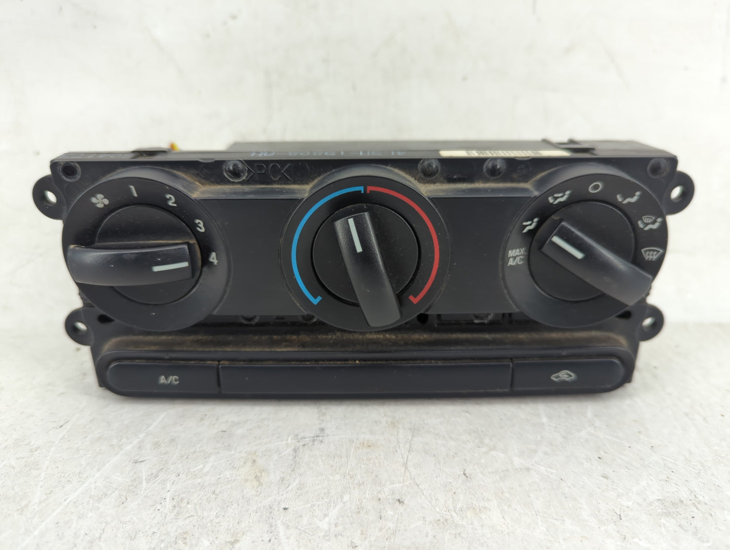 2004-2008 Ford F-150 Climate Control Module Temperature AC/Heater Replacement P/N:AL3H-19808-AH 4L3H-19808-AH Fits OEM Used 