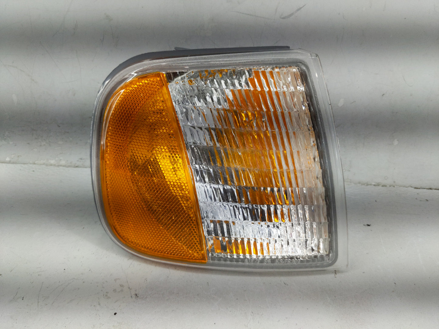 2008 Ford F-150 Driver Left Rear Side Marker - Oemusedautoparts1.com